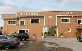 Presken Kuramo Waters, Victoria Island